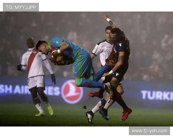 巴列卡诺3比0大胜莱万特 德弗鲁托斯双响阿尔瓦罗加西亚破门助力