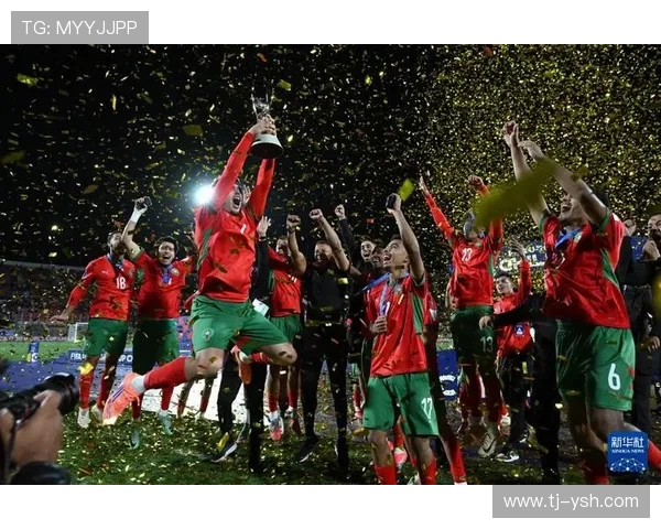 摩洛哥U20队凯旋归国举行盛大大巴巡游活动 成千上万民众热烈庆祝